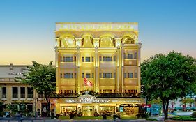 Khách Sạn Royal Sài Gòn